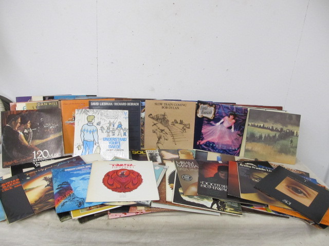 lot 150 image: LARGE Lot of Vintage Vinyl Records
