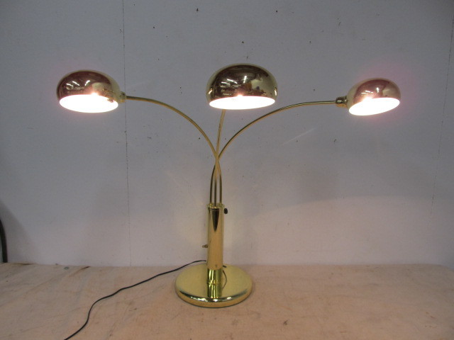 lot 152 image: Vintage 3-Arm Swivel Brass Arc Lamp