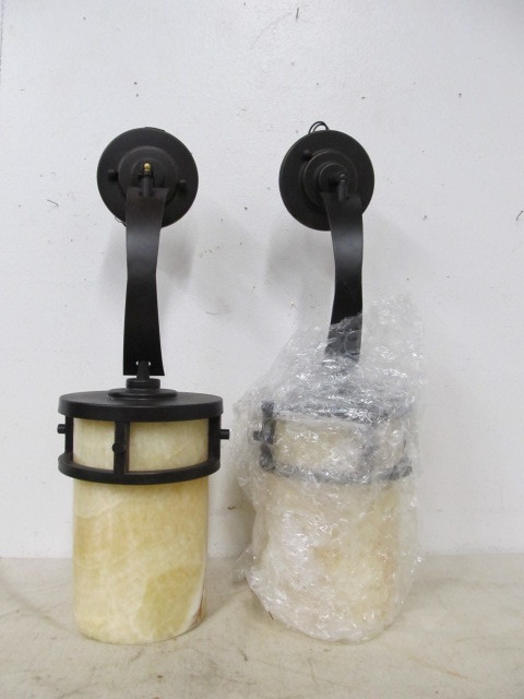 lot 114 image: Pair of NEW High End QUIOZEL Onyx Wall Sconces