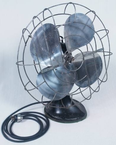 lot 69 image: Vintage Hunter Century Fan