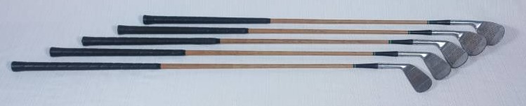 lot 89 image: Vintage Golf Clubs