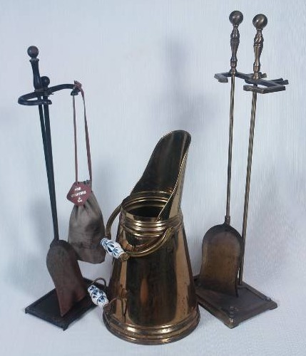 lot 34 image: Fire Place Tool Assortment