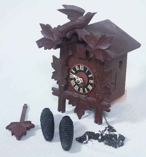 lot 88 image: Vintage Cuckoo Clock