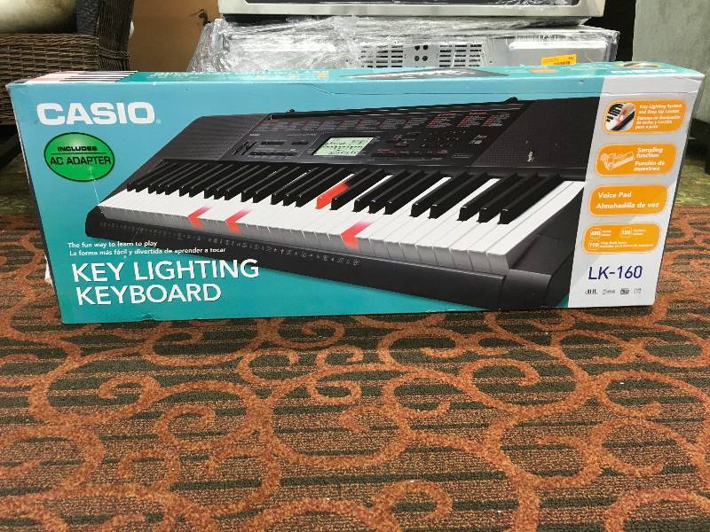 lot 277 image: Casio LK160V3 61 Keyboard Piano, Retail $97.99