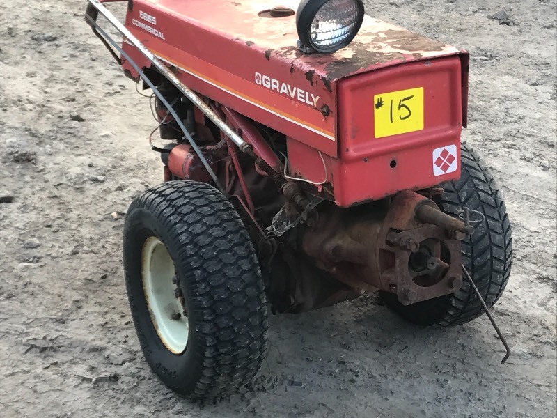 lot 15 image: Gravely 5665 Commercial Implement Tractor