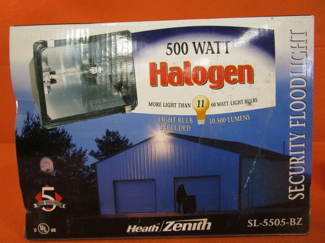 lot 55 image: (2) 500w Security Lights