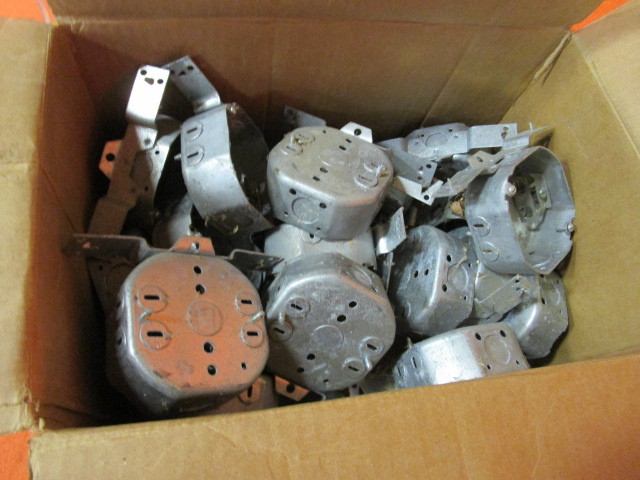 lot 59 image: Electrical Boxes & Heat Lamps