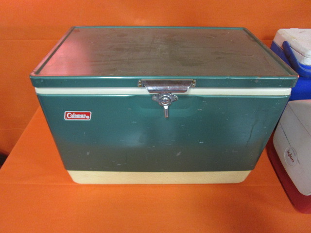lot 85 image: Lot of Coolers