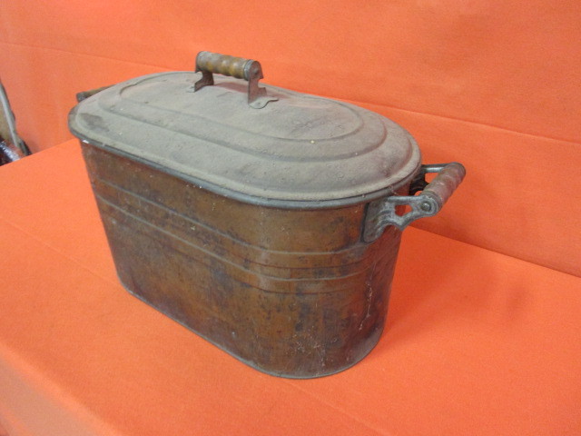 lot 86 image: Vintage Copper Wash Tub