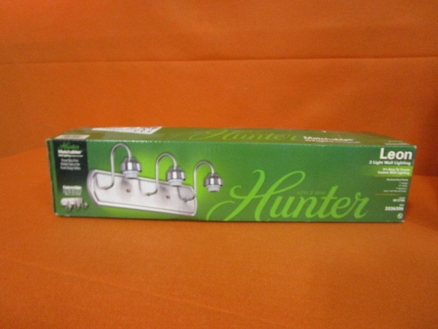 lot 25 image: (New) Light Fixtures