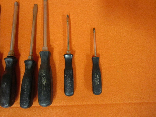 lot 28 image: Snap-On Screwdrivers