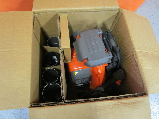 lot 41 image: (New) Husqvarna Backpack Blower