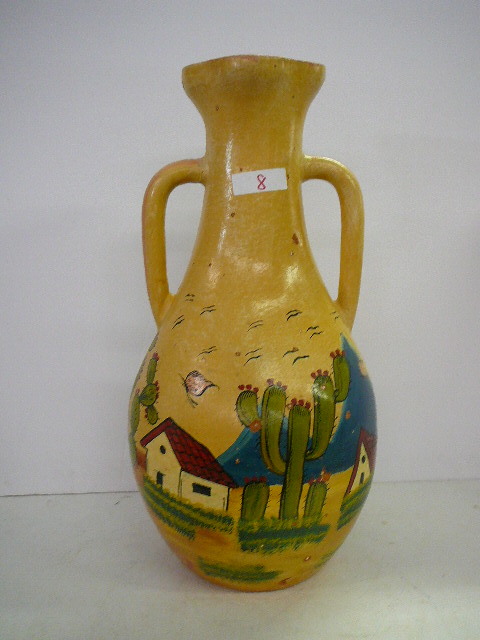 lot 8 image: Large Decorative Clay Pot