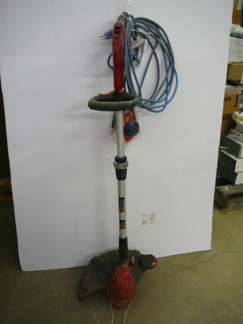 lot 12 image: Toro Trimmer  Edger