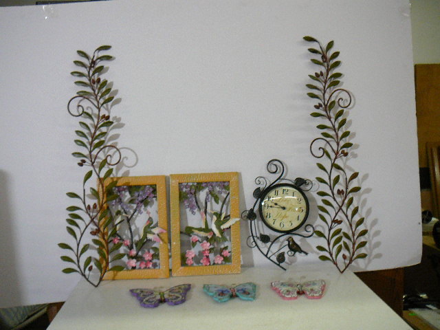 lot 29 image: Home Decor