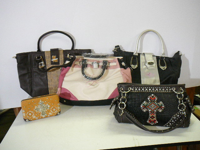 lot 33 image: Hand Bags & Purses
