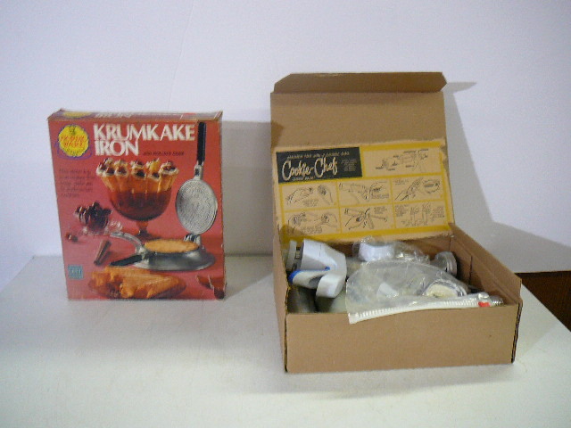 lot 34 image: Kitchen Items Krumkake Iron