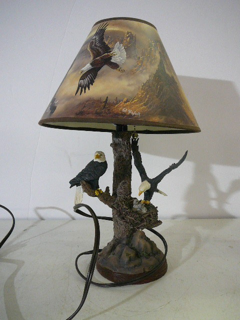 lot 35 image: Table Top Lamp with Eagles