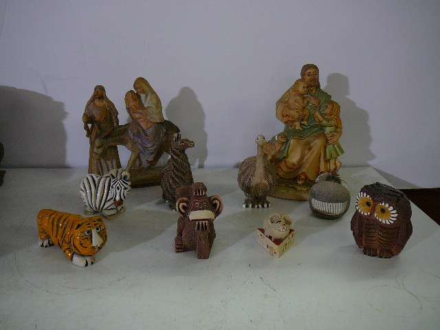 lot 56 image: Home Dcor Figurines