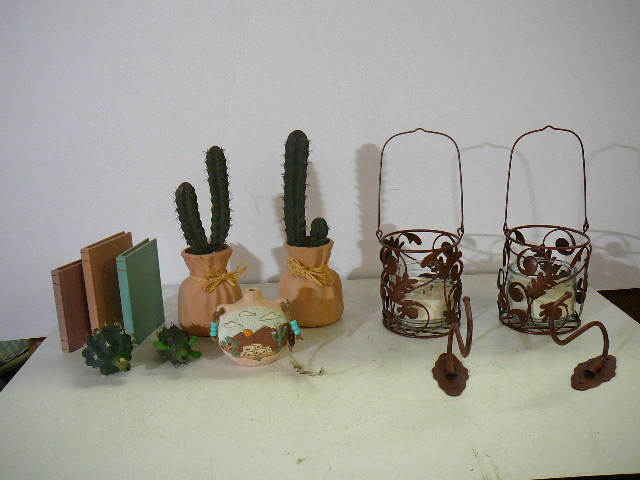 lot 73 image: Home Decor Candle Holders and Wall Mount