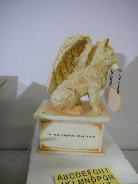 lot 78 image: Beloved cat Memory