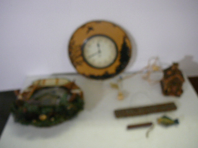 lot 79 image: Cabin Wall Dcor Clock Fishing Sign Cabin Wreath Cabin Light