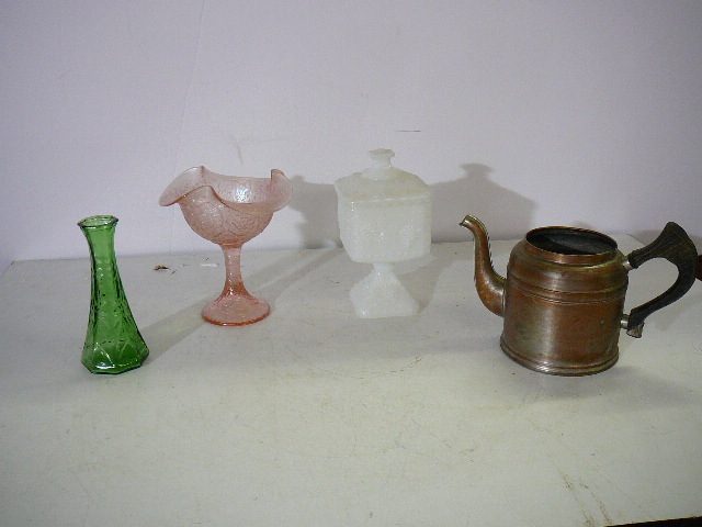 lot 85 image: Hoe Decor Glassware Hoosier glass Pink Candy Dish White Candy Dish Tea Kettle