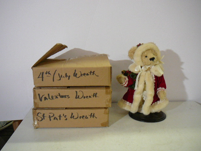 lot 106 image: Home Decor