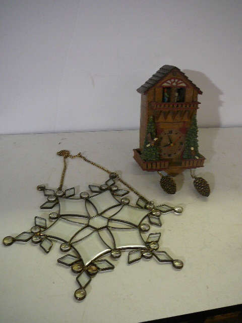 lot 117 image: Home Dcor Clock and Cut Glass Wall Hanger