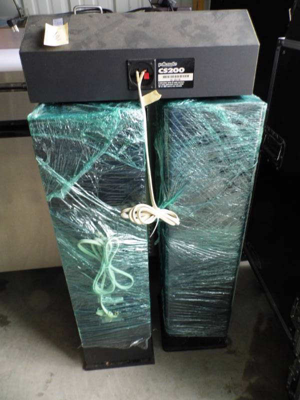 lot 6 image: Polk Audio Speakers