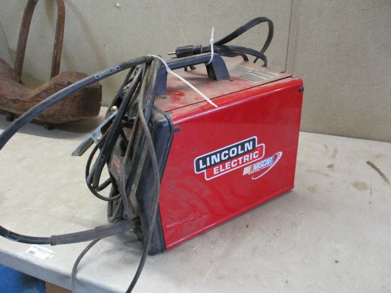 Lincoln Welder