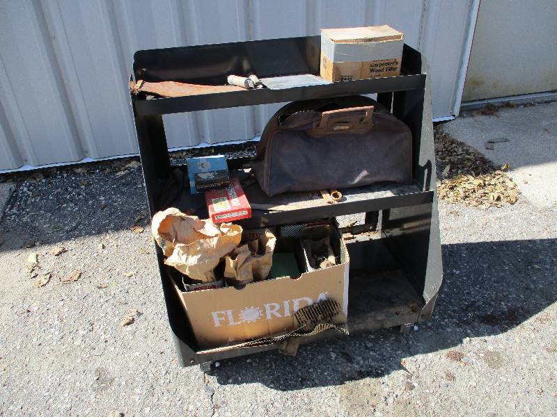 Shelf unit with tools and hardware