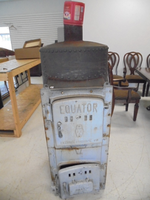 lot 4 image: Lennox Furnace Equator Q10