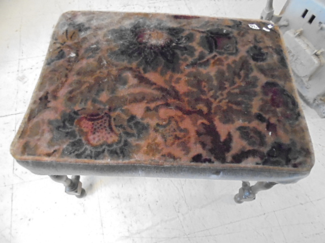 lot 75 image: Vintage Ottoman