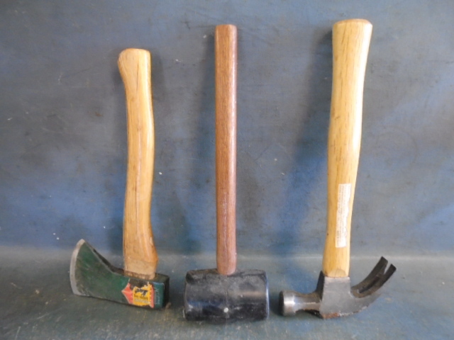 lot 67 image: Assorted Tools