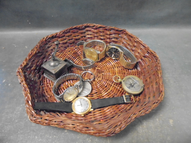 lot 121 image: Vintage Watches and More