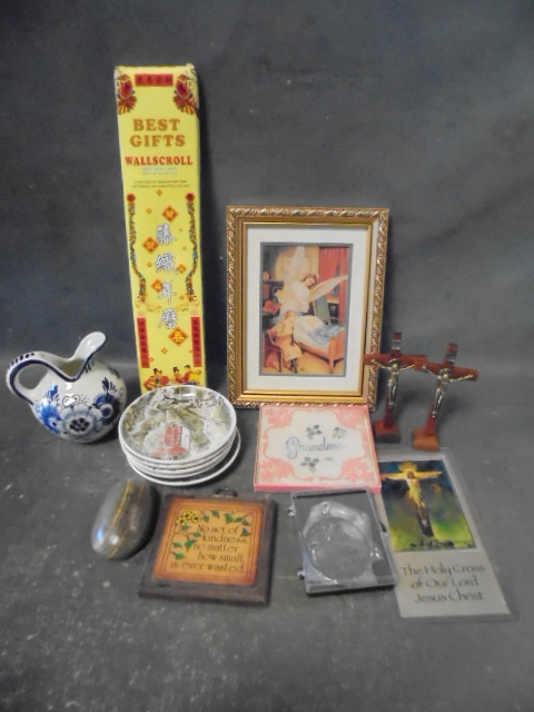 lot 140 image: Miscellaneous Decor