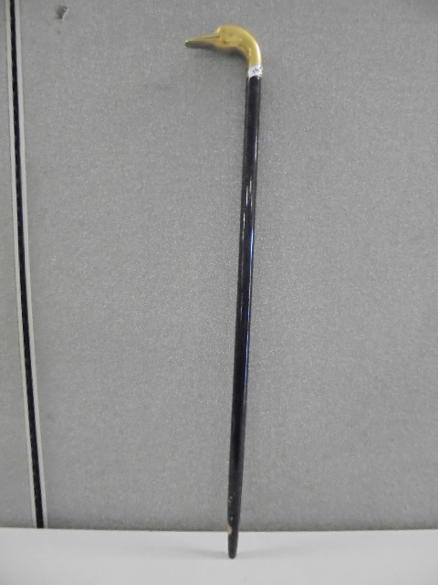 lot 149 image: Walking Cane