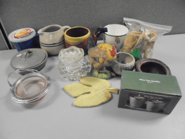 lot 164 image: Pottery, Glassware and More