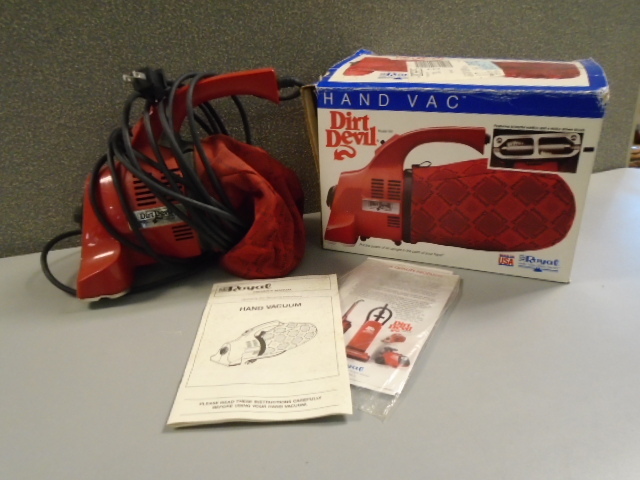 lot 182 image: Dirt Devil Hand Vacuum