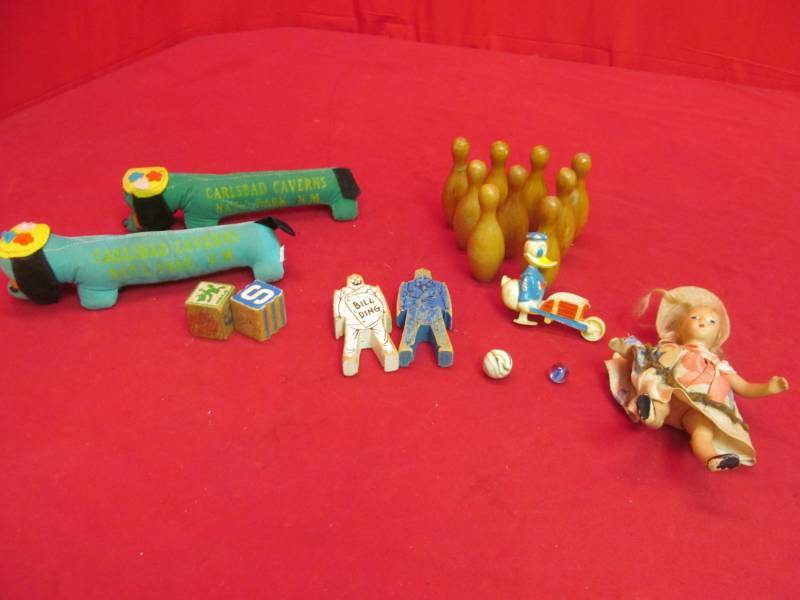 lot 8 image: Group of Vintage toys (bowling pins, MBC NY doll)