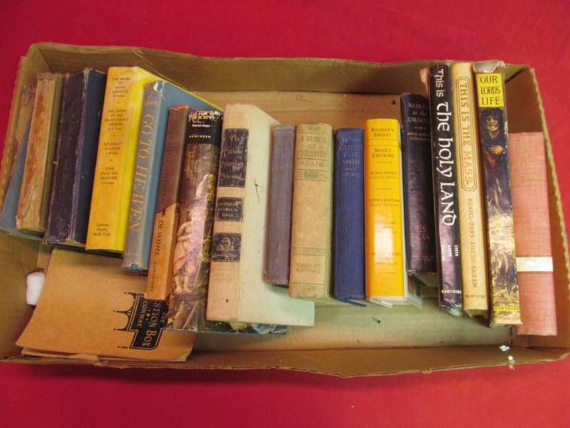 lot 44 image: Assortment of books