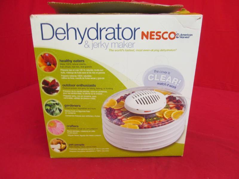 lot 86 image: Nesco Dehydrator and jerky maker
