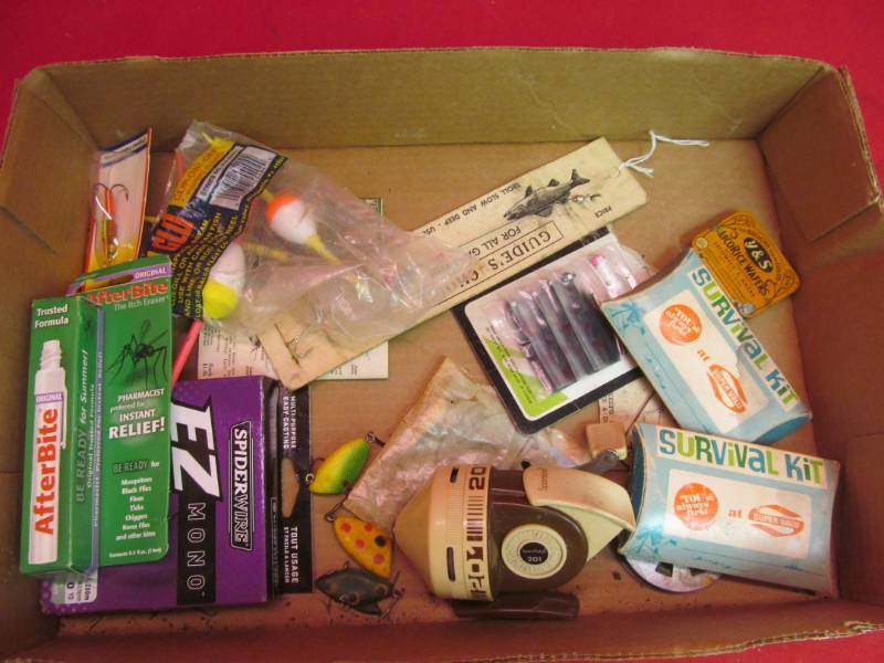 lot 94 image: variety of fishing lures