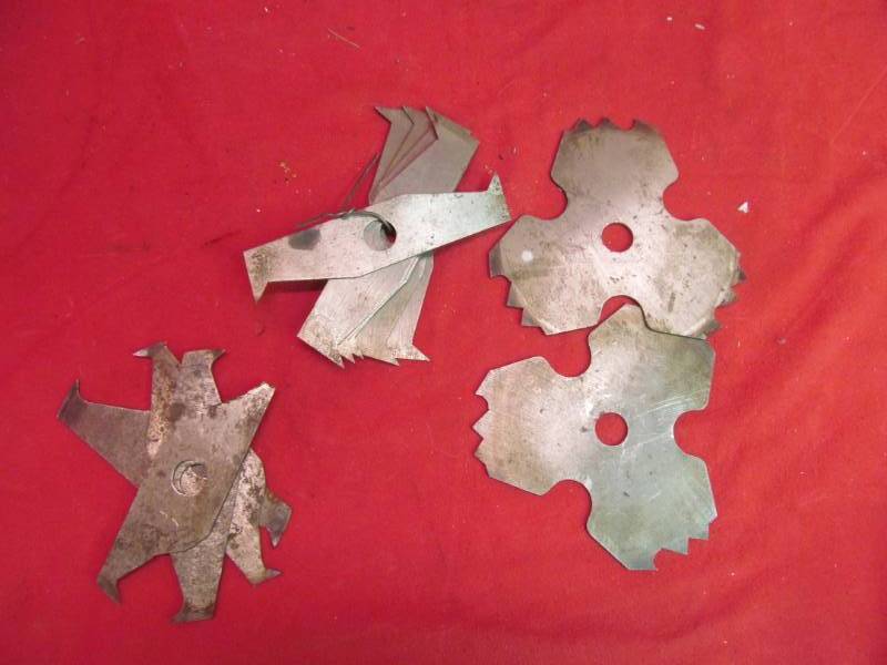 lot 108 image: variety of router blades