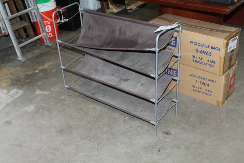 lot 47 image: 3-Tier Shoe Rack