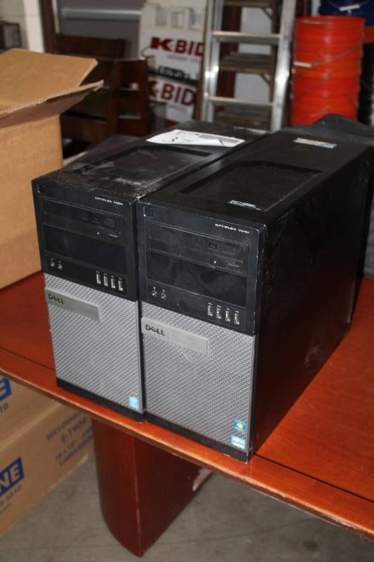 lot 37 image: Lot of (2) Dell Optiplex 7020 Computer Towers