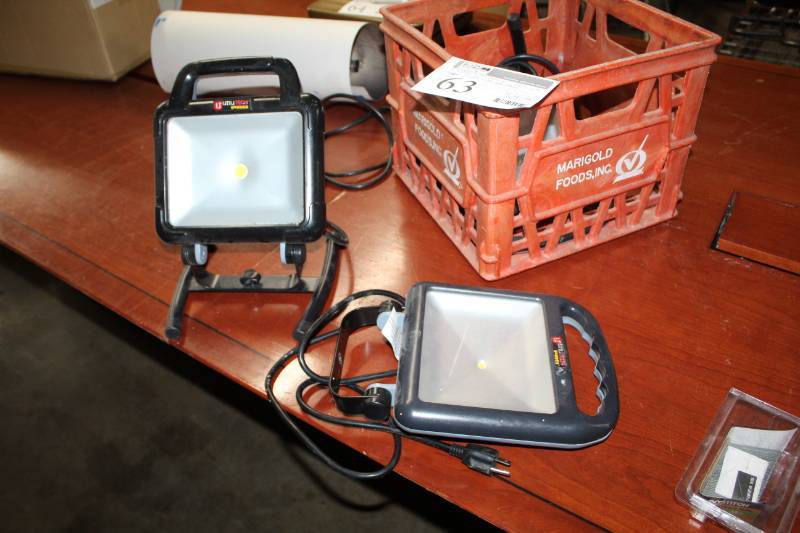 lot 63 image: Lot of (3) Shop Lights