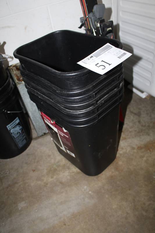 lot 51 image: Lot of (6) Plastic Trash Cans