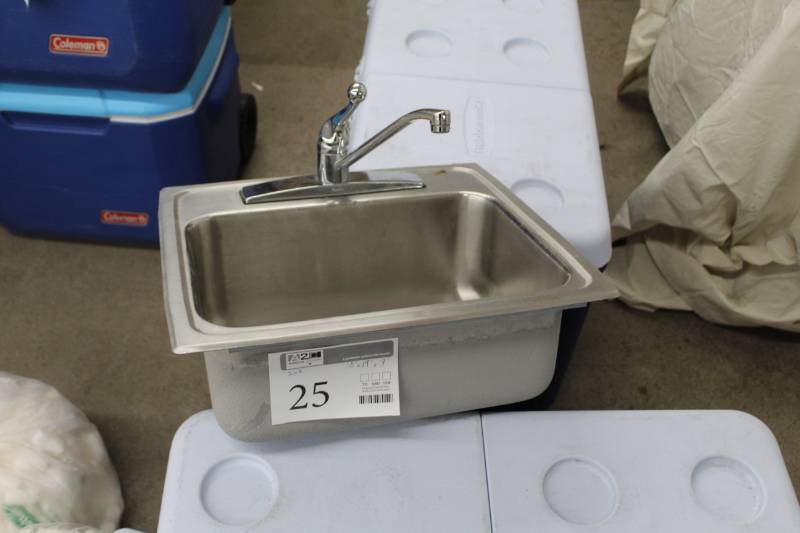 lot 25 image: Single Basin Stainless Steel Sink w Faucet